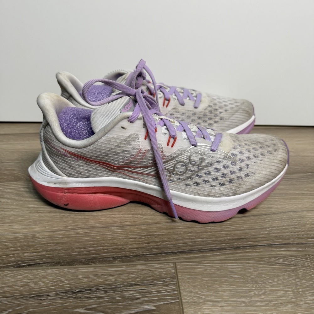 Saucony Kinvara 16 Womens Running Shoes White Crocus Purple S11020-241 Size 8